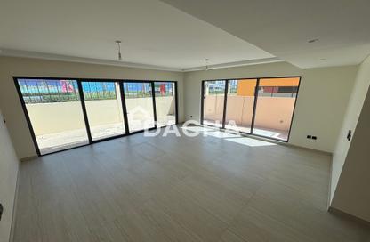 Townhouse - 5 - 5 for rent in Portofino - Damac Lagoons - Dubai