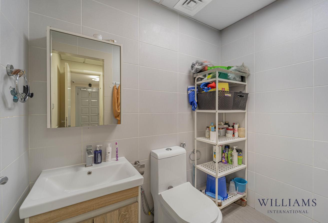 EXTENDED BALCONY | POOL AND PARK | MAIDS photo 16