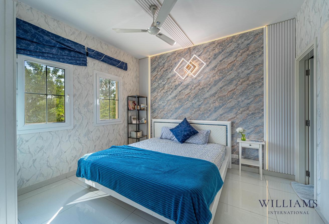 EXTENDED BALCONY | POOL AND PARK | MAIDS photo 9