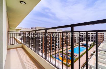 Apartment - 2 Bedrooms - 2 Bathrooms for sale in Holland Gardens - Town Square - Dubai