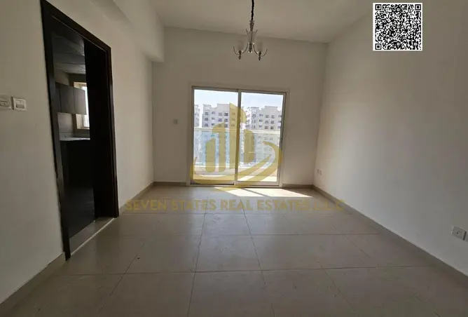 100420221 - Property Image 3