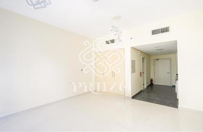 Apartment - Studio - 1 Bathroom for rent in Golf Vista 2 - Golf Vista - Golf Town - Damac Hills - Dubai