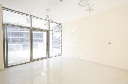 Apartment - Studio - 1 Bathroom for rent in Golf Vista 2 - Golf Vista - Golf Town - Damac Hills - Dubai