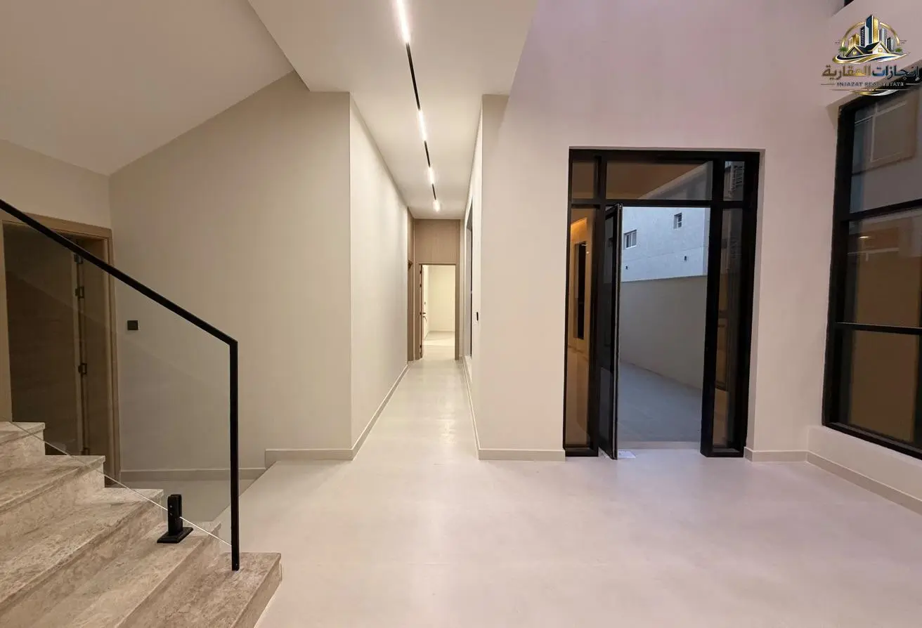 165577969 - Property Main Image