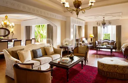 Villa - 5 Bedrooms - 6 Bathrooms for rent in Royal Residences Jumeirah Zabeel Saray - The Crescent - Palm Jumeirah - Dubai Villa - 5 Bedrooms - 6 Bathrooms for rent in Royal Residences Jumeirah Zabeel Saray - The Crescent - Palm Jumeirah - Dubai