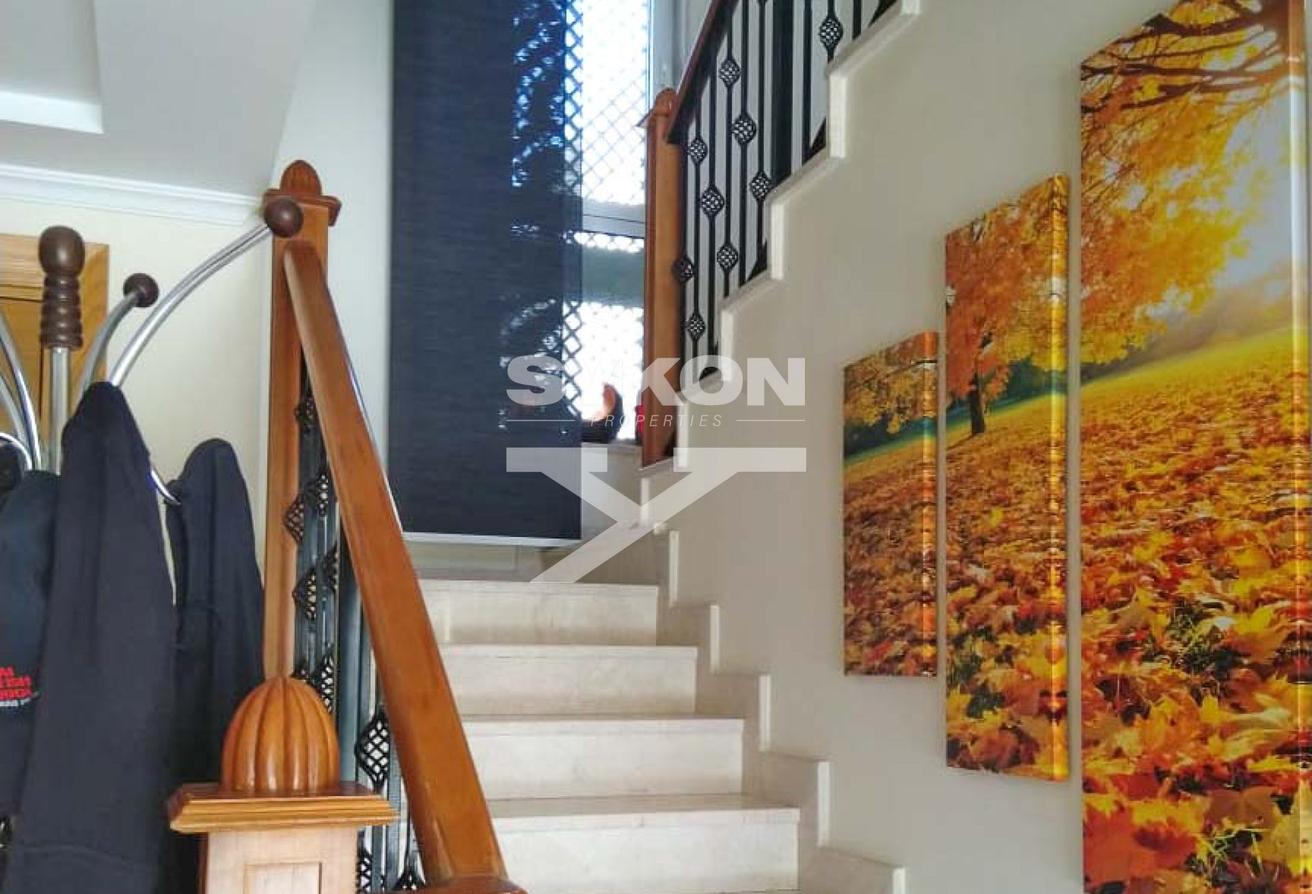 3 BR | Landscaped Garden | Prime Location photo 8