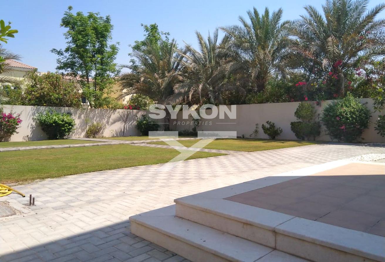3 BR | Landscaped Garden | Prime Location photo 12