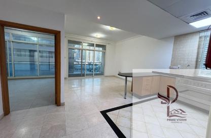 Apartment - 1 - 2 for rent in Emerald Residence - Dubai Marina - Dubai Apartment - 1 - 2 for rent in Emerald Residence - Dubai Marina - Dubai