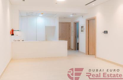 Apartment - 1 Bedroom - 2 Bathrooms for rent in M2M Building - Meydan Avenue - Meydan - Dubai