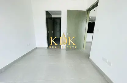 شقة - غرفة نوم - 2 حمامات للايجار في بيلا روز - حديقة دبي العلميه - دبي