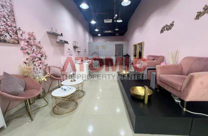 Retail - Studio - 1 for rent in Emirates Gardens 1 - District 13 - Jumeirah Village Circle - Dubai