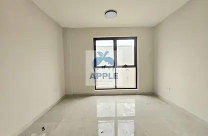 Apartment - Studio - 1 Bathroom for rent in Muwailih Building - Muwaileh - Sharjah