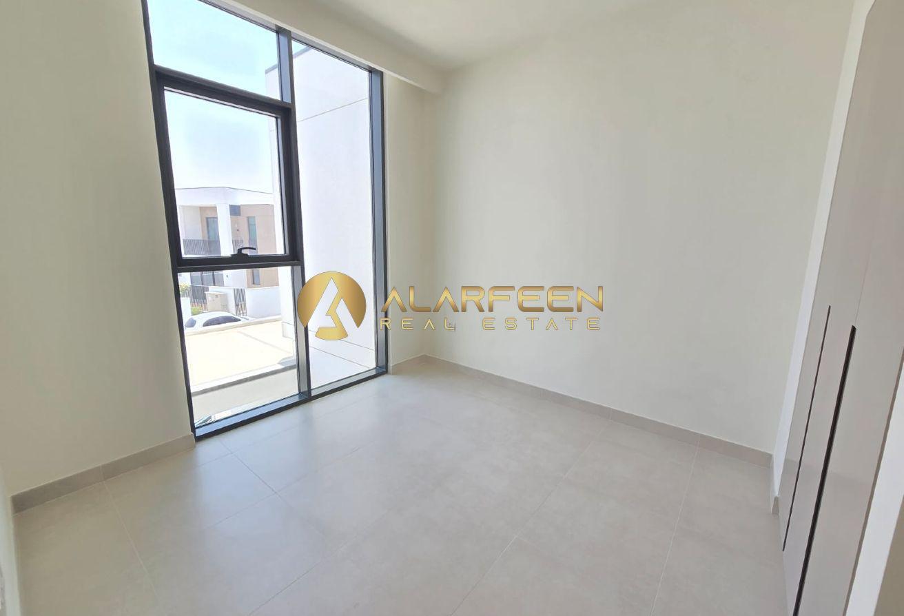 Spacious 4Br | Best Amenities | Prime Location photo 7