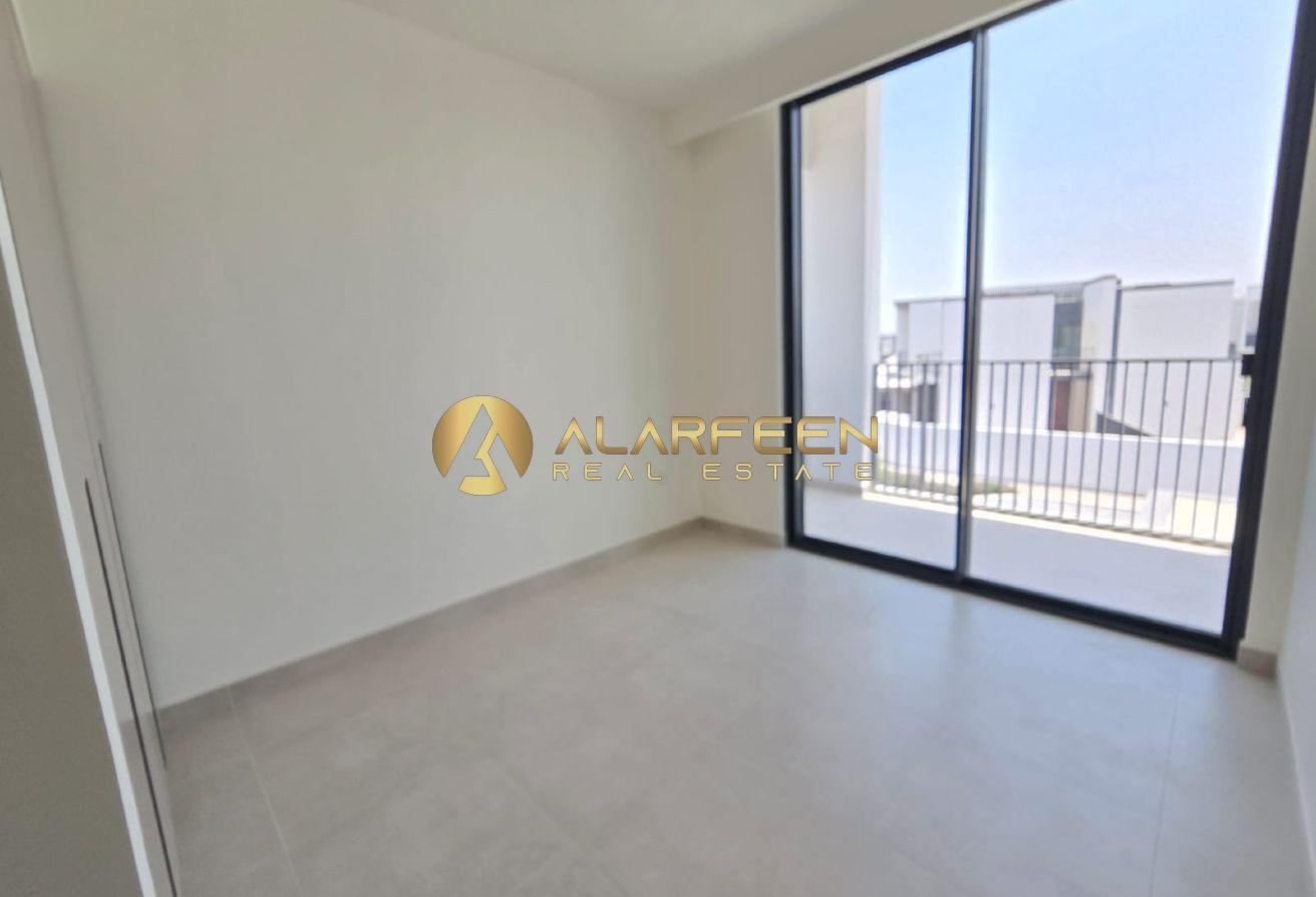 Spacious 4Br | Best Amenities | Prime Location photo 6