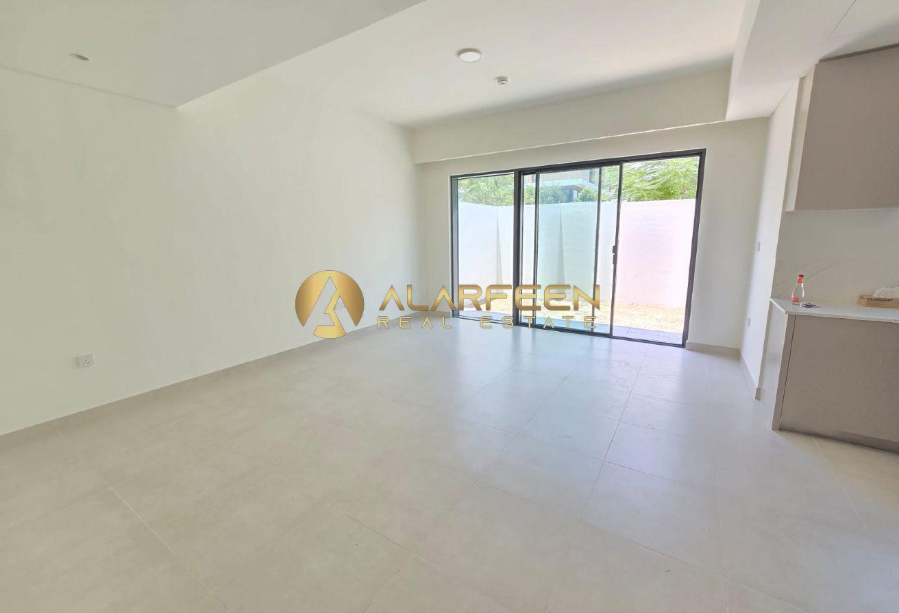 Spacious 4Br | Best Amenities | Prime Location photo 8