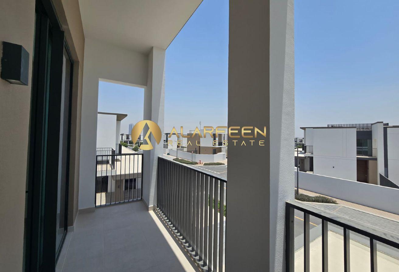 Spacious 4Br | Best Amenities | Prime Location photo 14