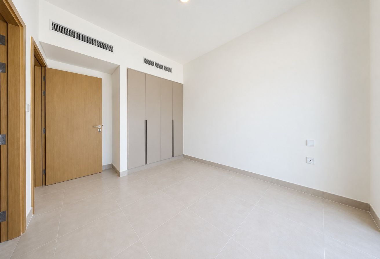 4 bedroom townhouse in Raya, Arabian Ranches 3: 6