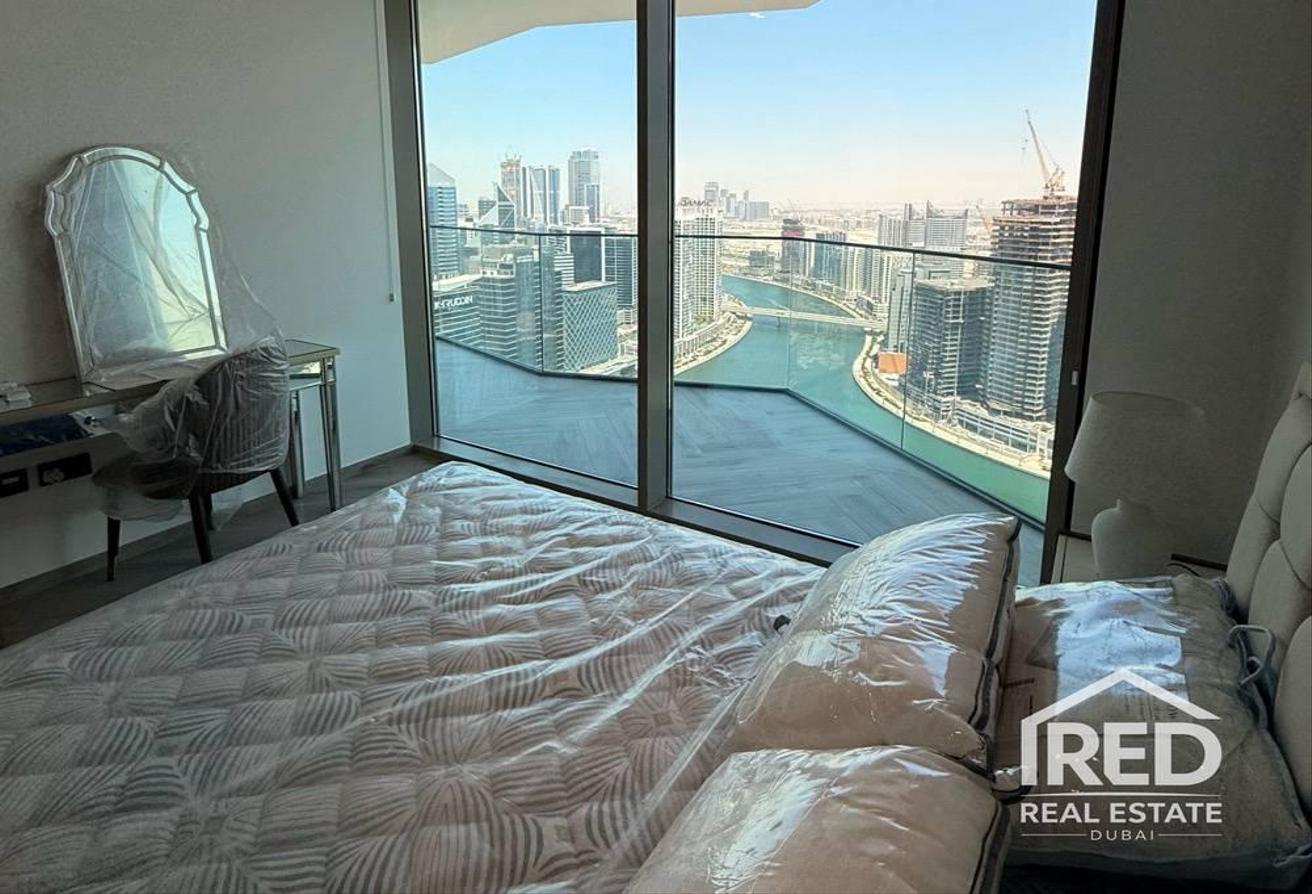 Brand New | High Floor | Full Burj & Canal View photo 11