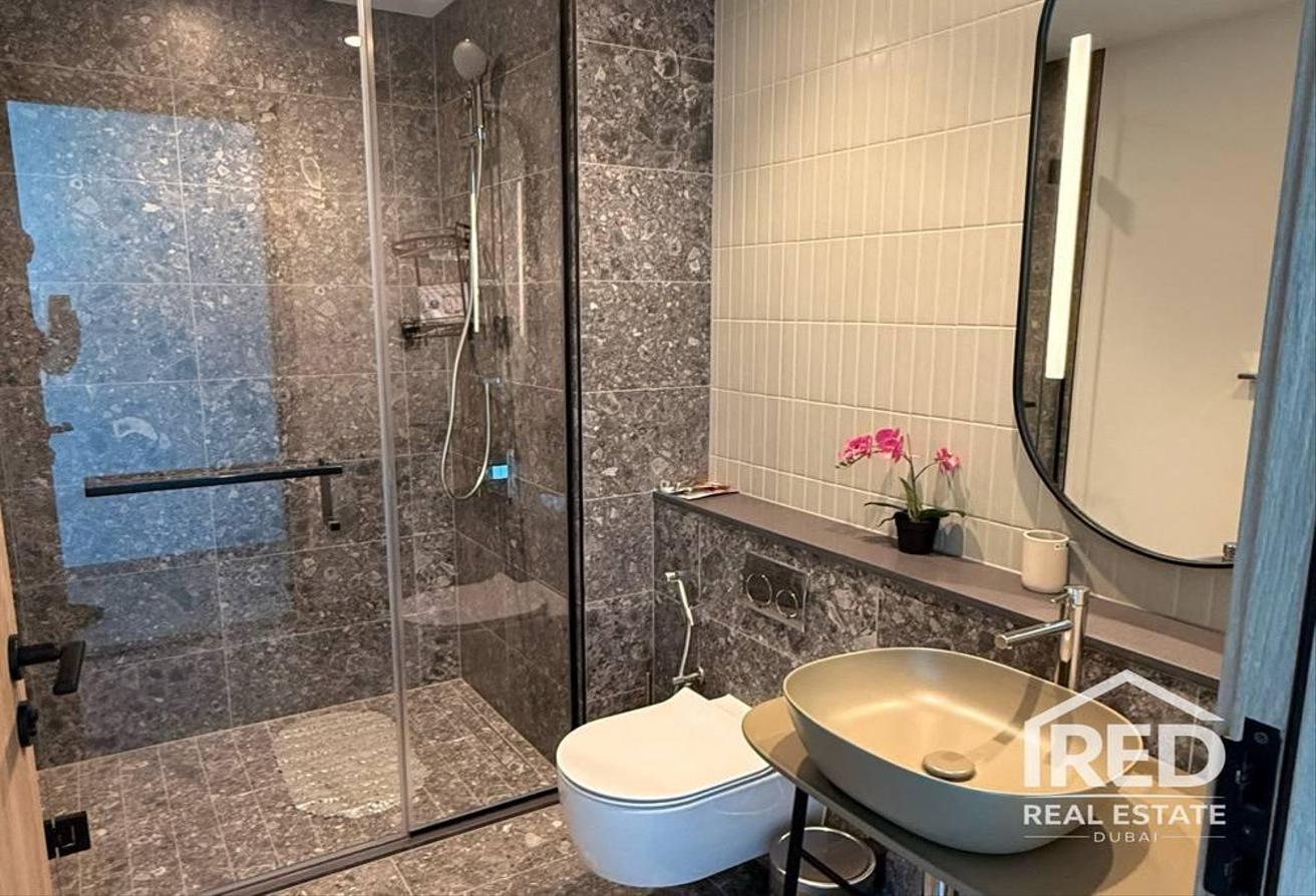 Brand New | High Floor | Full Burj & Canal View photo 13