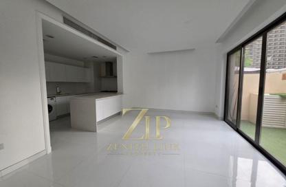 Villa - 4 - 6 for sale in Bloomingdale - Dubai Sports City - Dubai Villa - 4 - 6 for sale in Bloomingdale - Dubai Sports City - Dubai