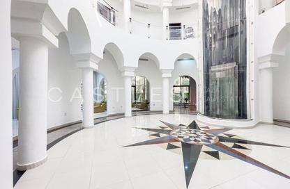 Villa - 7+ - 7+ for rent in Sector E - Emirates Hills - Dubai
