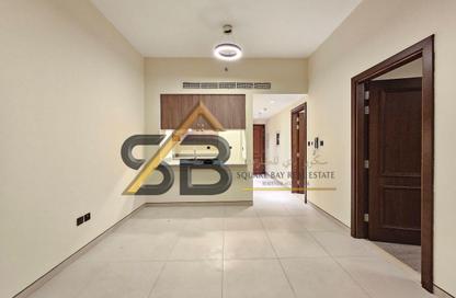 Apartment - 1 Bedroom - 2 Bathrooms for rent in Saleh Residence 3 - Jumeirah Garden City - Al Satwa - Dubai