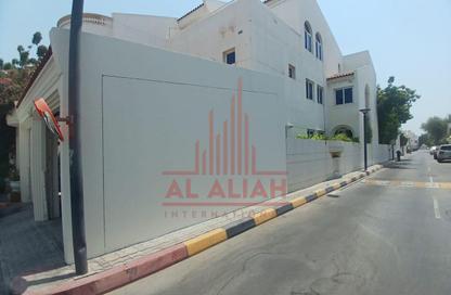 فيلا - 5 غرف نوم - 7 حمامات للايجار في كمبوند الياسات - الكرامة - أبوظبي