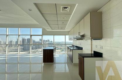 Apartment - 2 Bedrooms - 4 Bathrooms for sale in Reef Residence - District 13 - Jumeirah Village Circle - Dubai