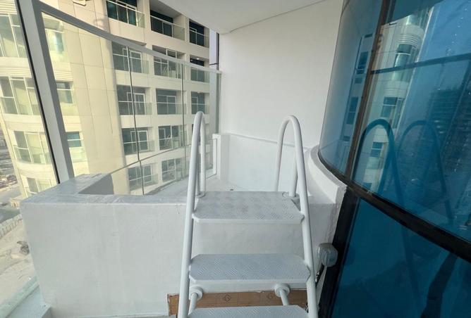 Fully Furnished 2BR | High Floor | Private Pool photo 2
