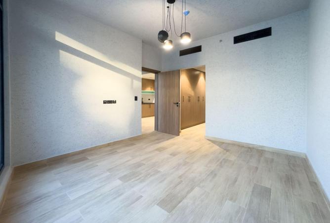 74233004 - Property Image 3
