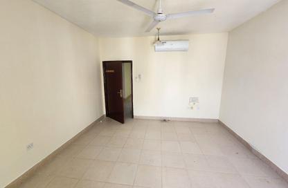 Apartment - 1 Bedroom - 1 Bathroom for rent in Muwailih Building - Muwaileh - Sharjah