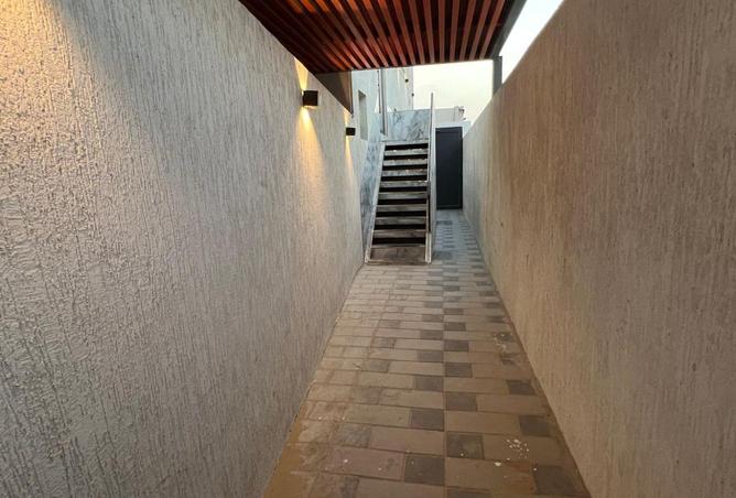 87859279 - Property Image 3