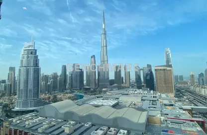 Apartment - 2 Bedrooms - 3 Bathrooms for sale in Vida Dubai Mall Tower 1 - Vida Residences Dubai Mall - Downtown Dubai - Dubai