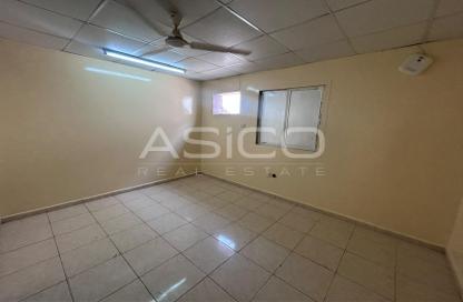 Apartment - Studio - 1 Bathroom for rent in Al Muhaisnah 2 - Al Muhaisnah - Dubai