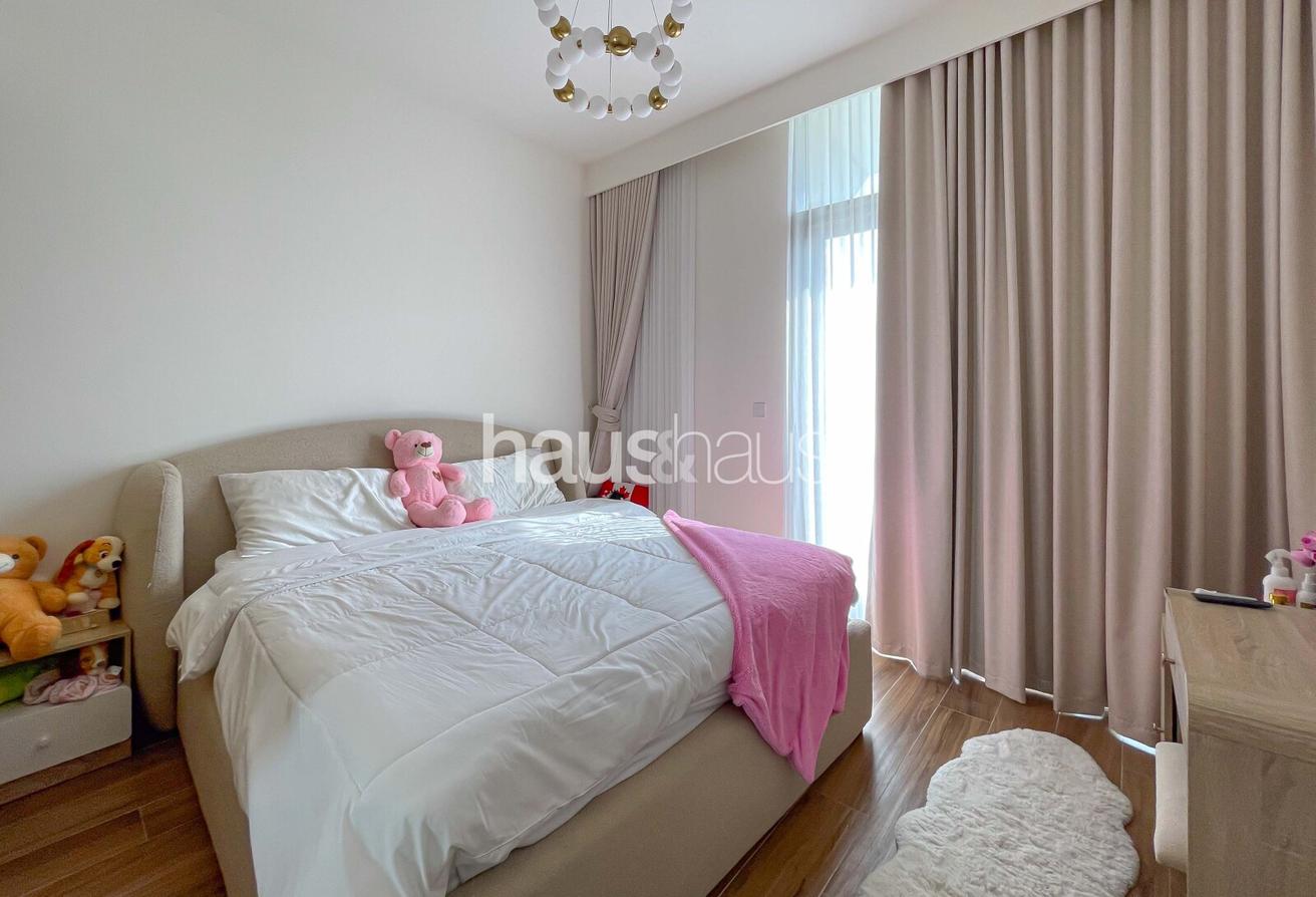 Lowest Price | Modern | Premium location photo 8