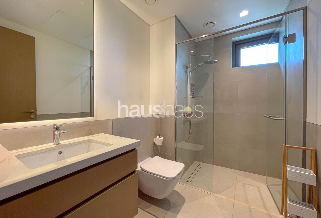 Lowest Price | Modern | Premium location photo 9