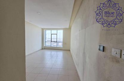 Apartment - Studio - 1 for rent in Marina First Tower - Dubai Marina - Dubai