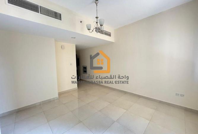 141002023 - Property Image 2