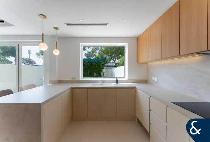 155572947 - Property Image 3