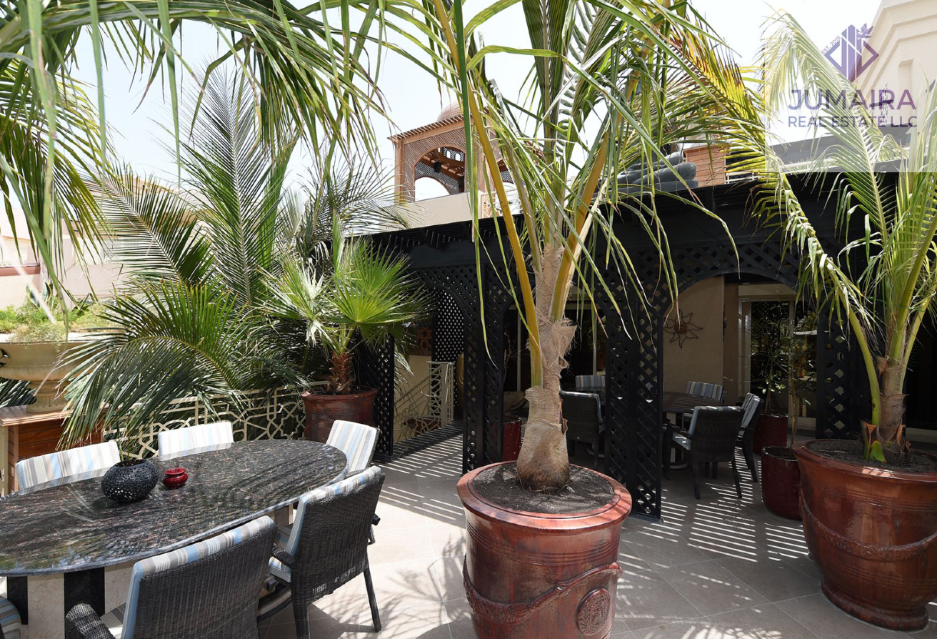 VVIP Fully Furnished| SEA VILLA | READY TO MOVE
