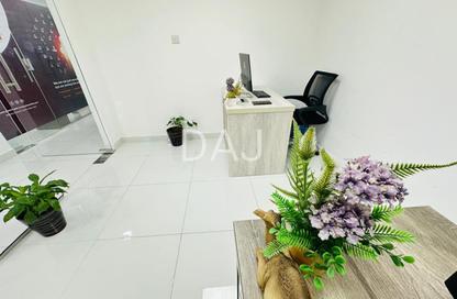 Office Space - Studio - 1 for rent in Silver Home Building - Hor Al Anz - Deira - Dubai Office Space - Studio - 1 for rent in Silver Home Building - Hor Al Anz - Deira - Dubai