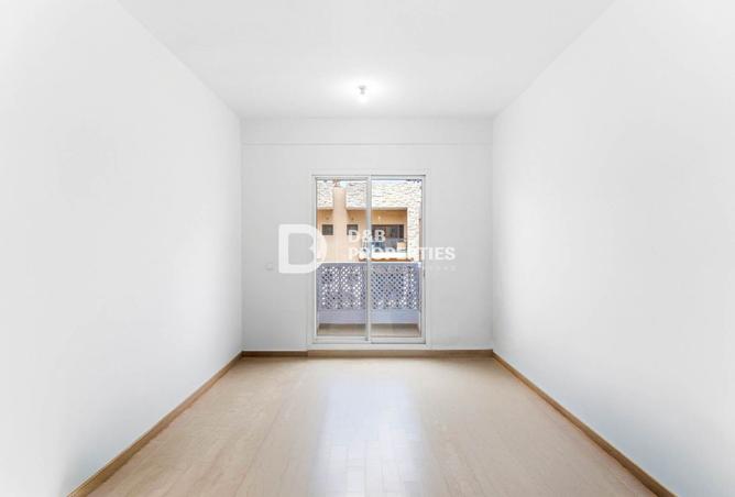122007627 - Property Image 3