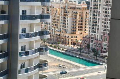 شقة - 1 حمام للايجار في مساكن النخبة رقم 5 - مساكن النخبة الرياضية - مدينة دبي الرياضية - دبي