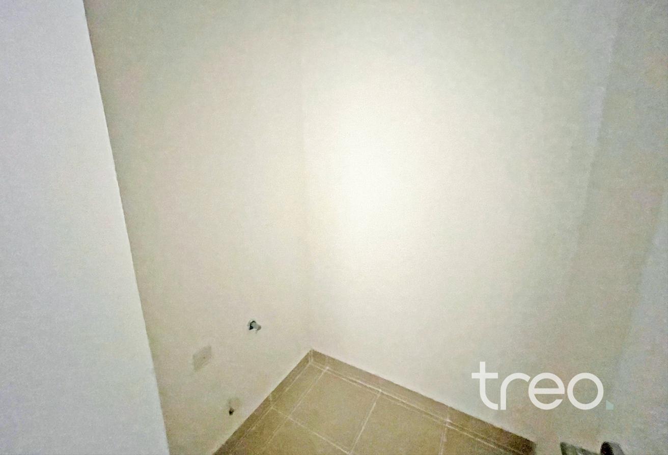 Fully Furnished | Vacant | Balcony View photo 7