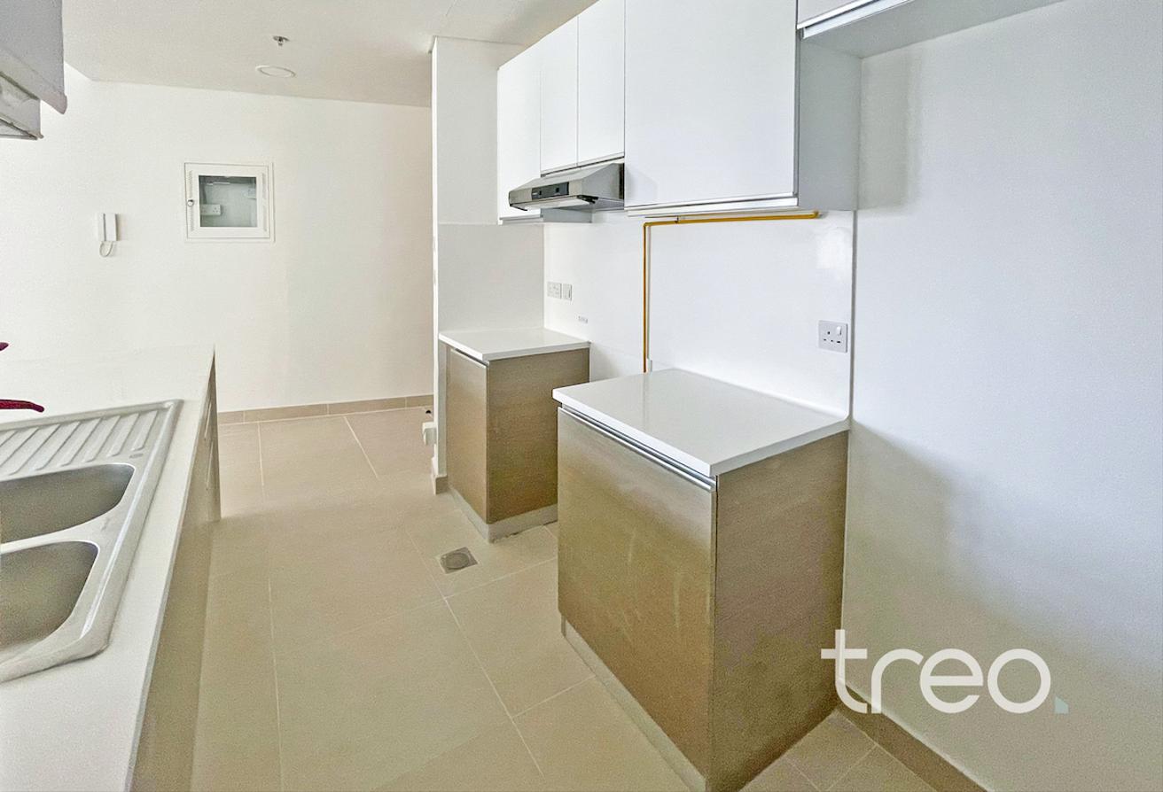 Fully Furnished | Vacant | Balcony View photo 9