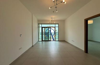 Apartment - 1 Bedroom - 2 Bathrooms for rent in Al Nasr Square Block B - Al Nasr Square - Oud Metha - Bur Dubai - Dubai