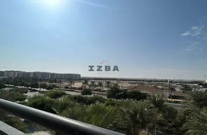 Apartment - 2 Bedrooms - 2 Bathrooms for rent in Hayat Boulevard 1A - Hayat Boulevard 1 - Hayat Boulevard - Town Square - Dubai