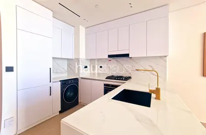 شقة - غرفة نوم - 2 حمامات للايجار في بن غاطي عنبر - منطقة 11 - قرية جميرا الدائرية - دبي