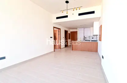 شقة - غرفة نوم - 2 حمامات للايجار في بن غاطي عنبر - منطقة 11 - قرية جميرا الدائرية - دبي