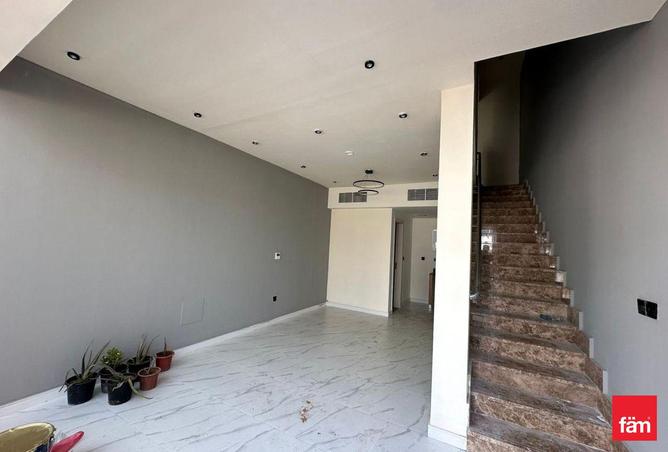 77776749 - Property Image 3